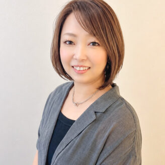 さくら市の美容室ピアリ Peri｜髪質改善 ヘッドスパ Aujua｜美容院 ヘアサロン｜氏家